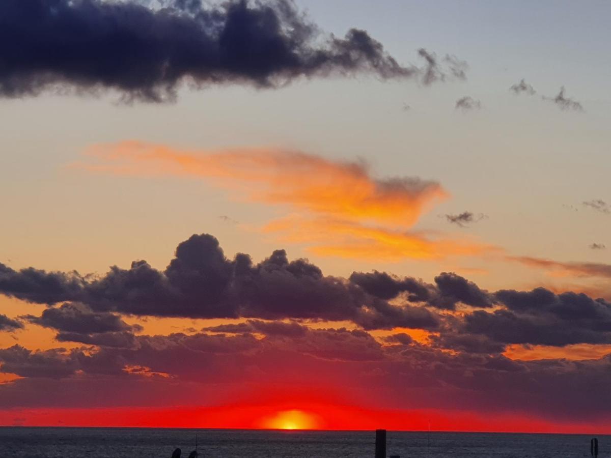 Seaview Sunset Holiday Apartments Paphos Ngoại thất bức ảnh